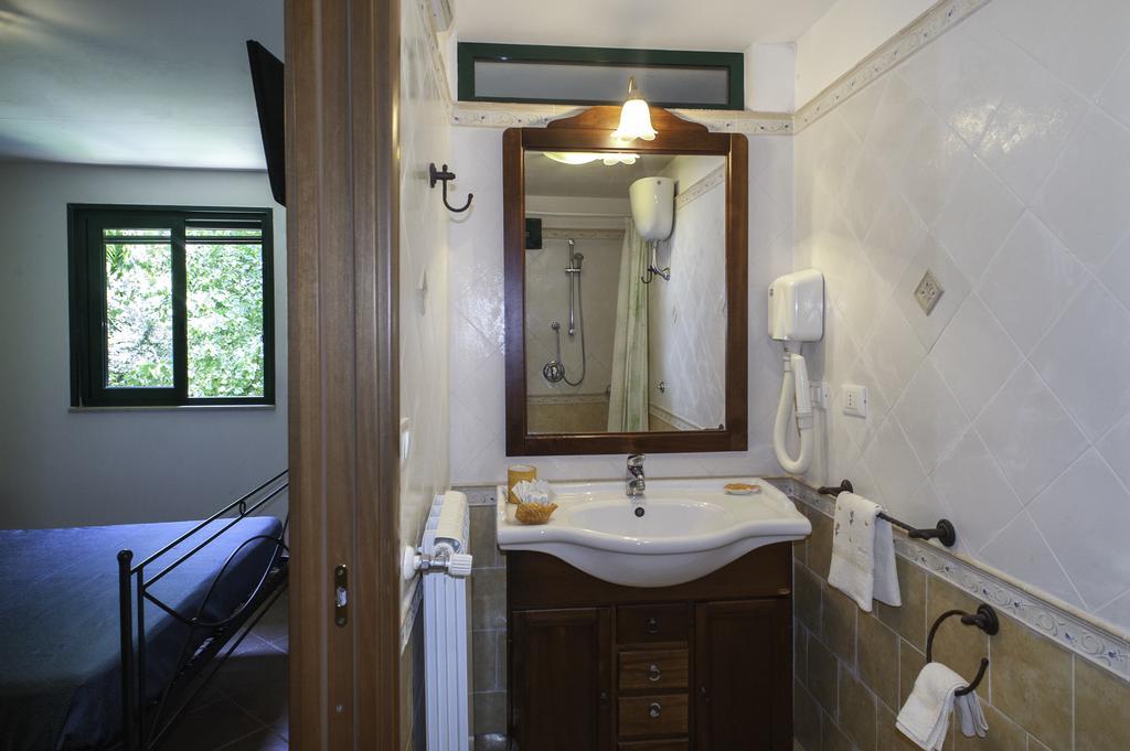 B&B La Nave Nápoles Exterior foto